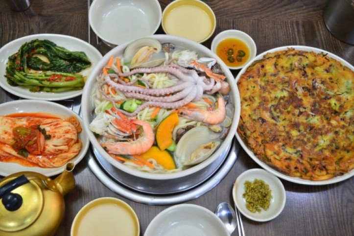 16호원조할머니칼국수_3_공공3유형.jpeg