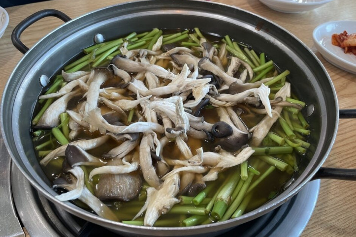 밀목손만두얼큰칼국수_3_공공3유형.jpg