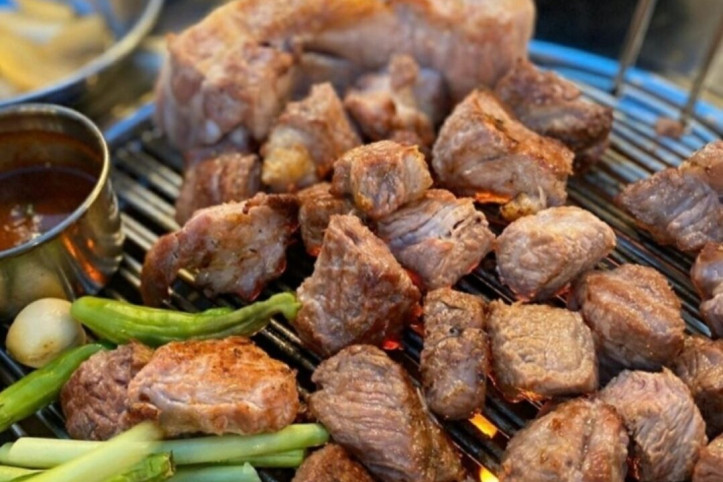 중문_모메든식당_2_공공3유형.jpg