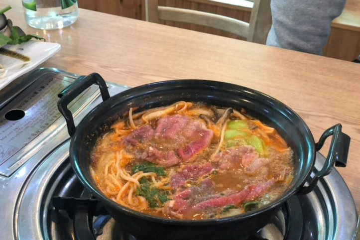 공항샤브칼국수_2_공공3유형.jpg