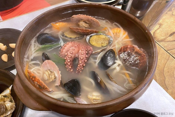 예이제해물듬뿍칼국수_게장_2_공공3유형.jpg