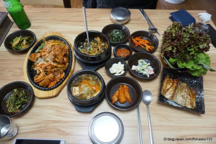 성마루국밥_2_공공3유형.jpg