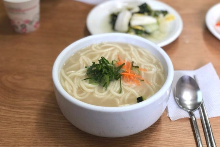 연희동칼국수_본점_2_공공3유형.jpg