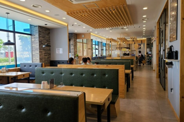 고래해물칼국수_4_공공3유형.jpg