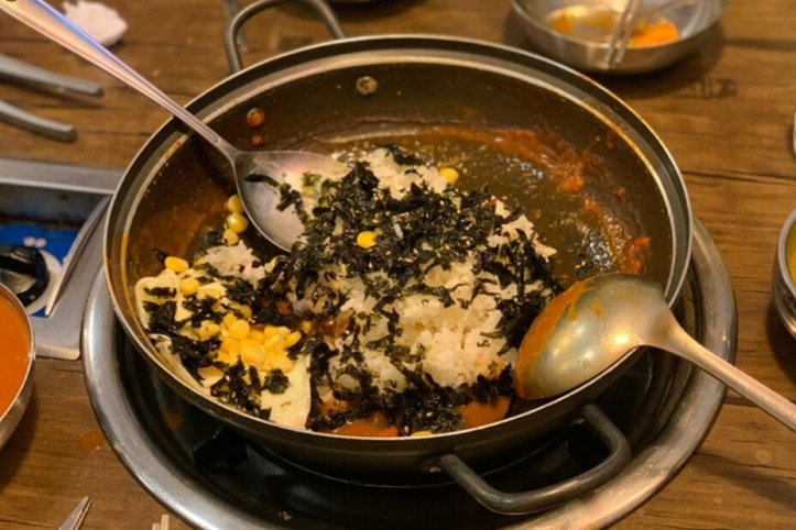 할머니_즉석떡볶이_2_공공3유형.jpg