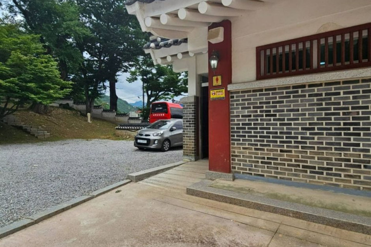장릉황제손짜장_1_공공1유형.jpg