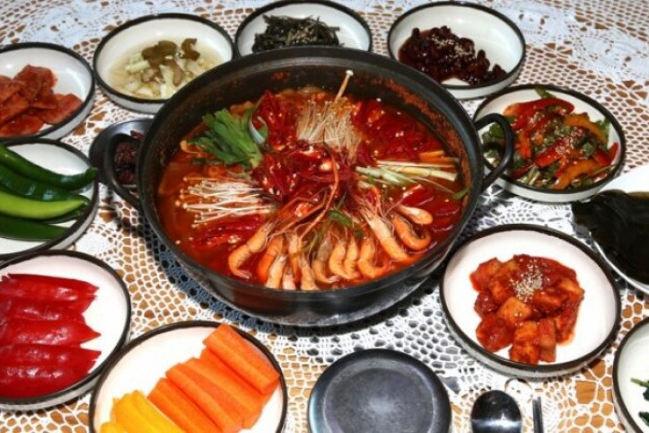 청룡원조매운탕_1_공공3유형.jpg