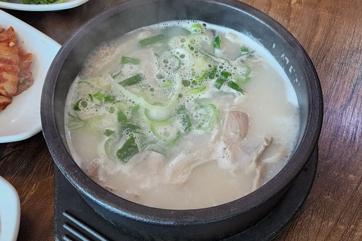 팔봉국밥_1_공공3유형.jpg