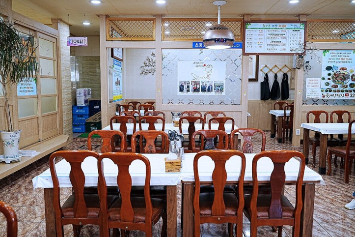 늘푸른식당_게장백반_1_공공3유형.jpg