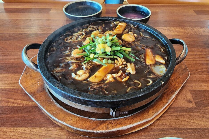 무진정돌짜장_5_공공3유형.jpg