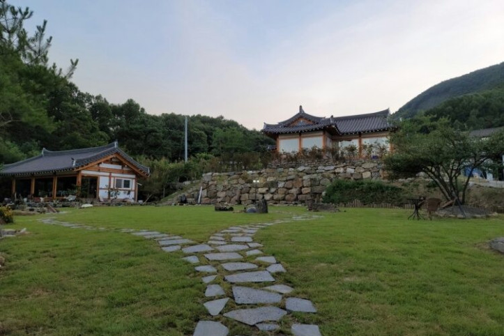 한옥정원_숲_1_공공3유형.jpg