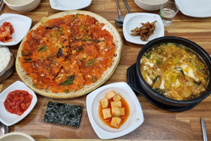 형가네콩나물국밥_3_공공3유형.jpg