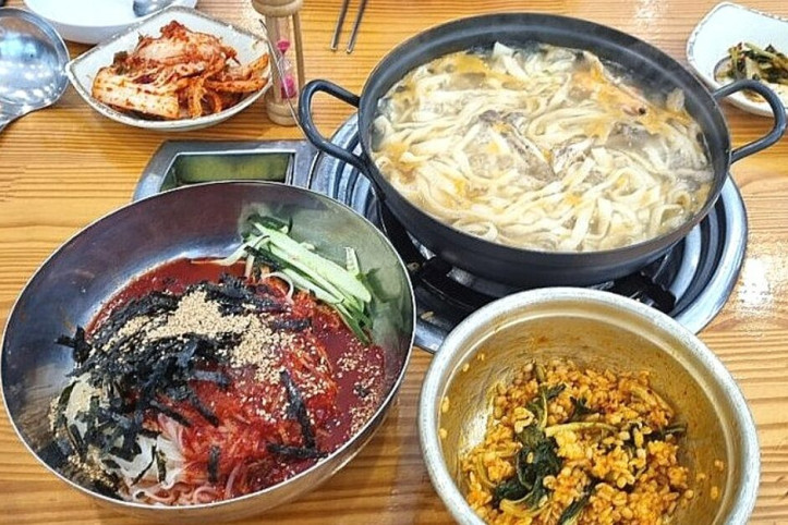 권오길손국수_본점_1_공공3유형.jpg