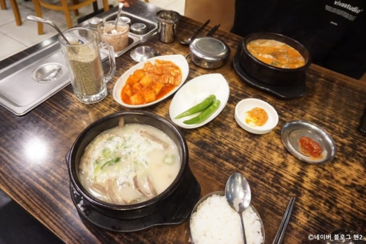 한국_순대국_3_공공3유형.jpg