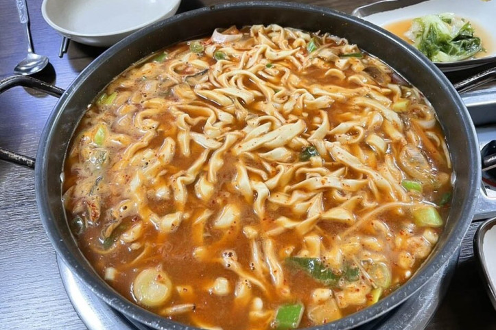 홍두깨식당_2_공공3유형.jpg