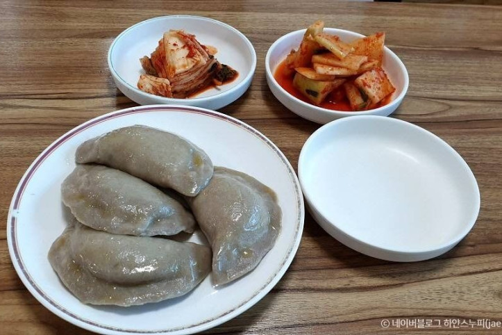 두메칼국수만두_5_공공3유형.jpg