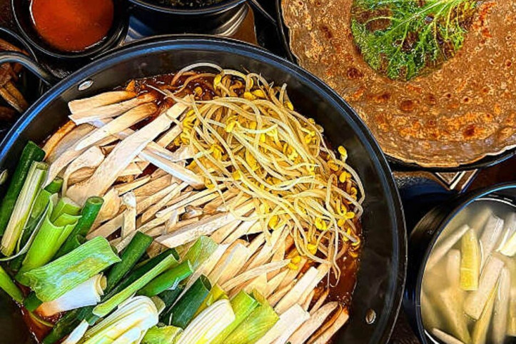 팔덕식당_안양본점_1_공공3유형.jpg