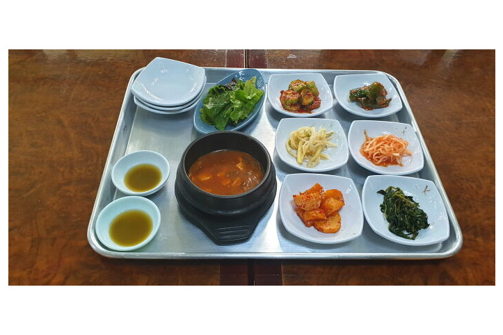 [백년가게]노송식당_1_공공3유형.jpg