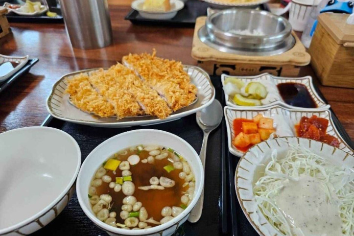 지평돈가스솥밥_1_공공1유형.jpg