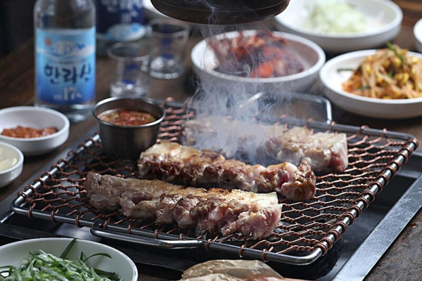 포도원흑돼지