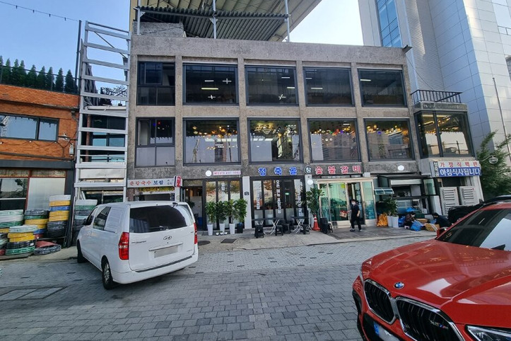 훼미리손칼국수보쌈_4_공공3유형.jpg