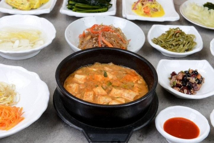 엄마밥상_1_공공3유형.jpg