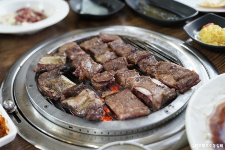 원조향토이동갈비_3_공공3유형.jpg