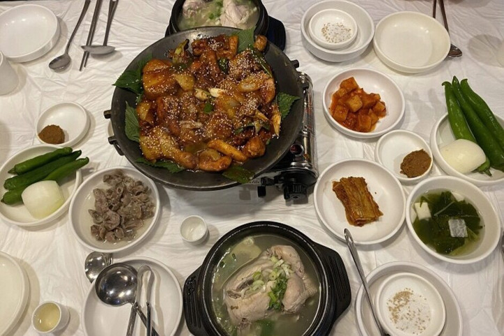 천지유삼계탕_4_공공3유형.jpg
