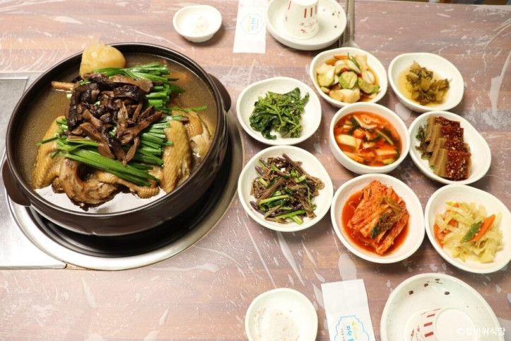창바위식당_1_공공3유형.jpg