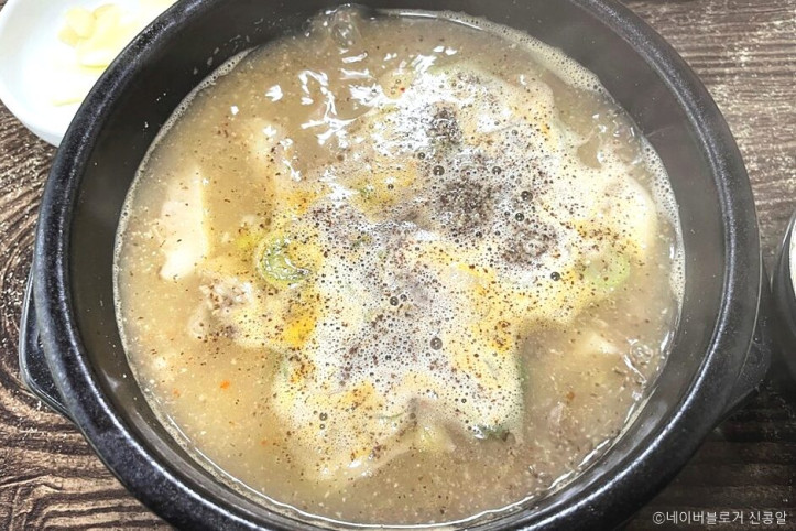 햇빛촌순대국_본점_3_공공3유형.jpg