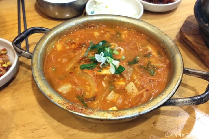 김북순큰남비집_신사본점_3_공공3유형.jpg