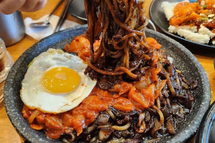 반곡돌위에짜장_2_공공3유형.jpg