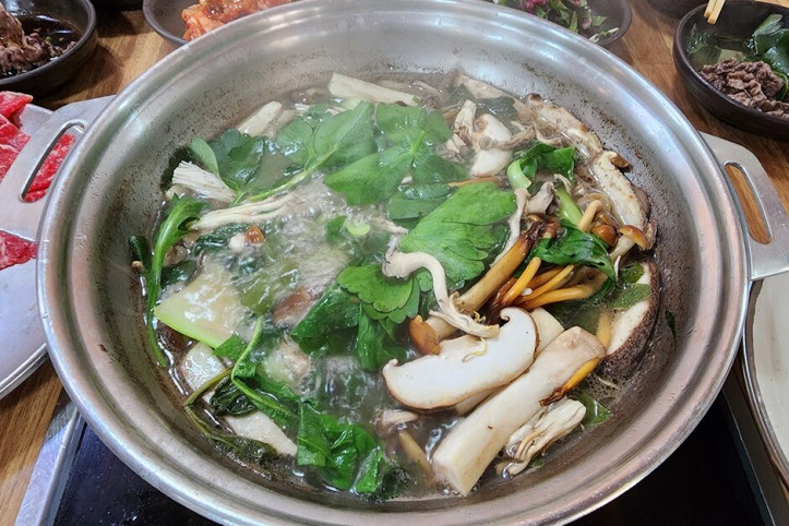 약초와버섯골식당_2_공공3유형.jpg