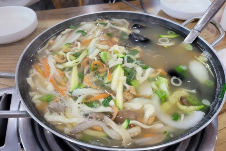 고향손칼국수_4_공공3유형.jpg