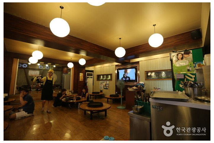 명동1번지닭갈비_2_공공3유형.jpg