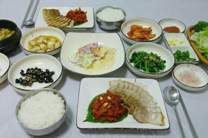 진영보쌈칼국수_4_공공3유형.jpg