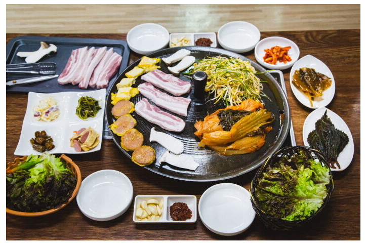 솥뚜껑삼겹도령과_낙지낭자_1_공공3유형.jpg