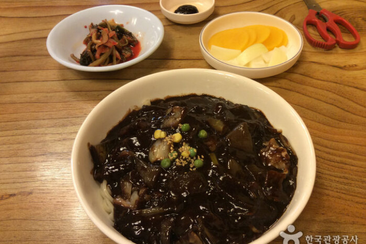 우리옛날손짜장_2_공공3유형.jpg