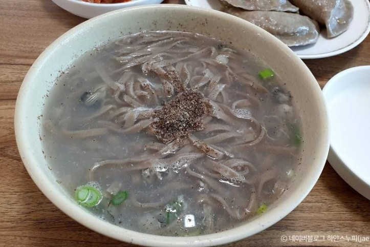 두메칼국수만두_1_공공3유형.jpg