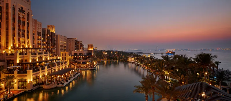 주메이라 미나 알 살람 (Jumeirah Mina Al Salam) 여행 추천 - 로드트립
