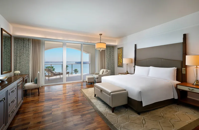 월도프 아스토리아 두바이 팜 주메이라 (Waldorf Astoria Dubai Palm Jumeirah) 여행 추천 - 로드트립