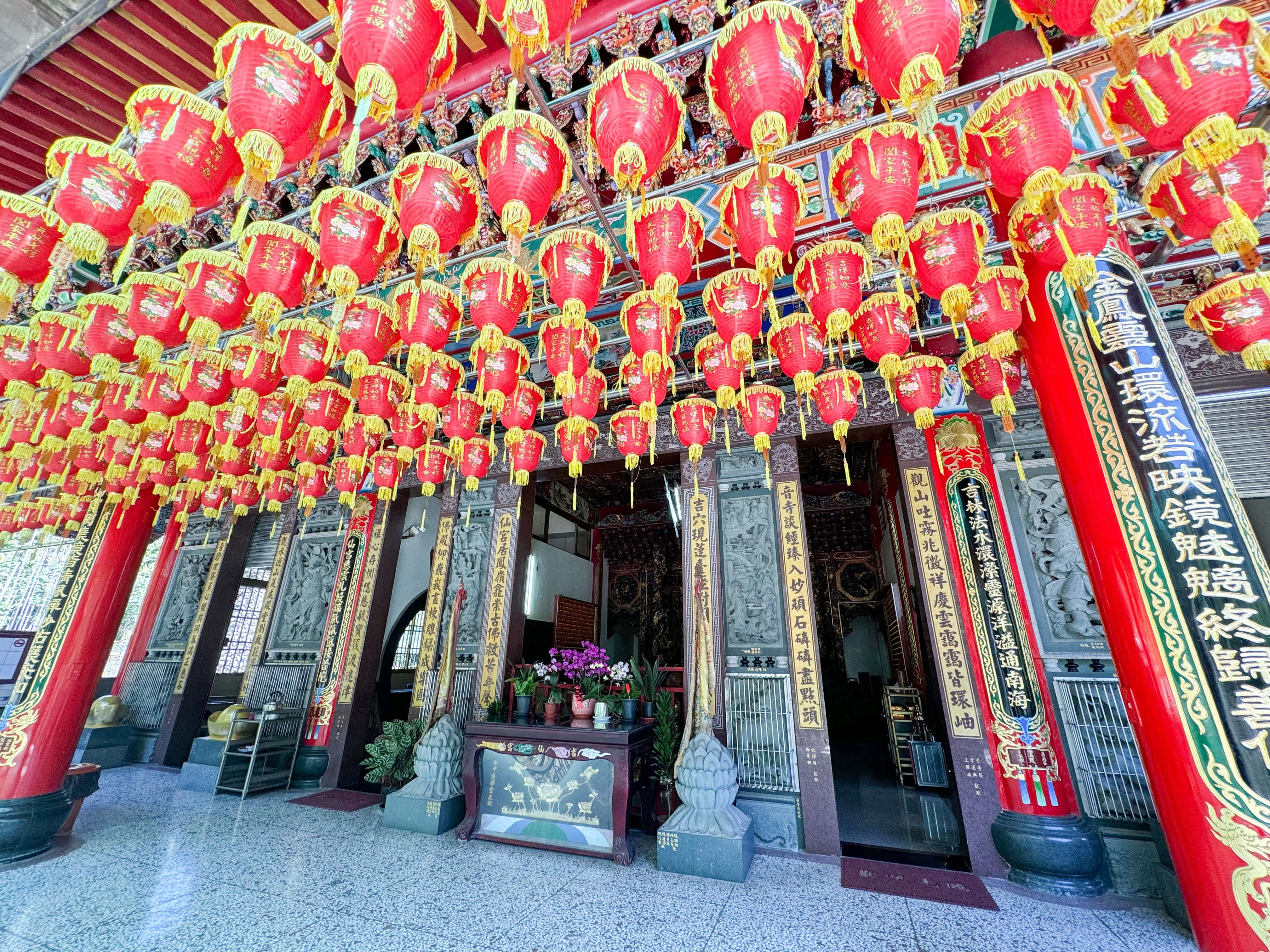 Shi Guanyin Jixian Palace 여행 추천 - 메고지고 Shi Guanyin Jixian Palace 여행 추천 - 메고지고
