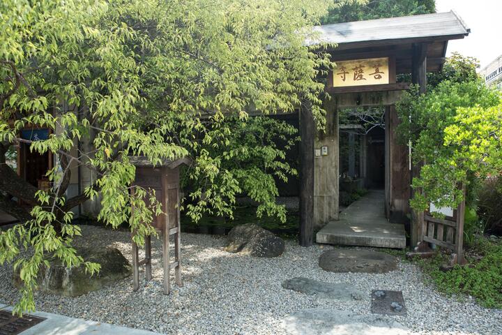 보살사원 여행 추천 - 로드트립