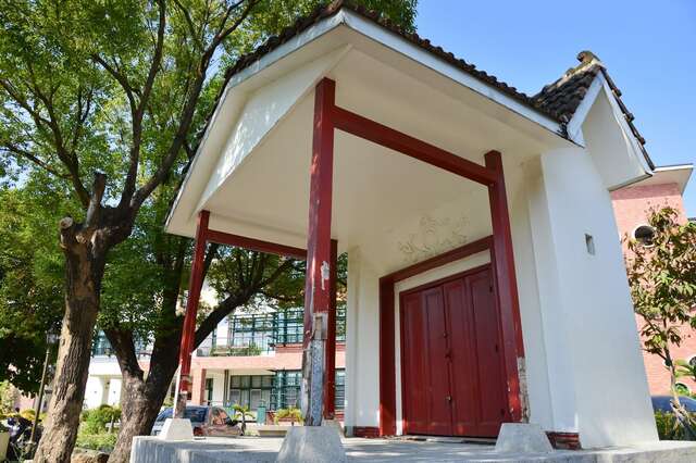 Gozhenying Fenganden(구 신화 보통 초등학교) 여행 추천 - 메고지고 Gozhenying Fenganden(구 신화 보통 초등학교) 여행 추천 - 메고지고
