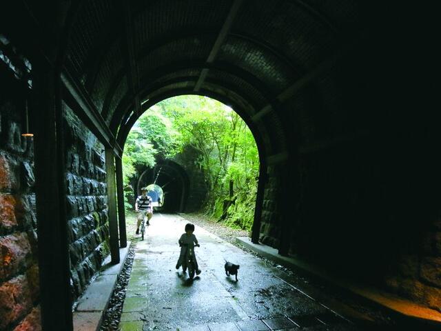 3파운드의 빈 자전거 도로 여행 추천 - 메고지고 3파운드의 빈 자전거 도로 여행 추천 - 메고지고