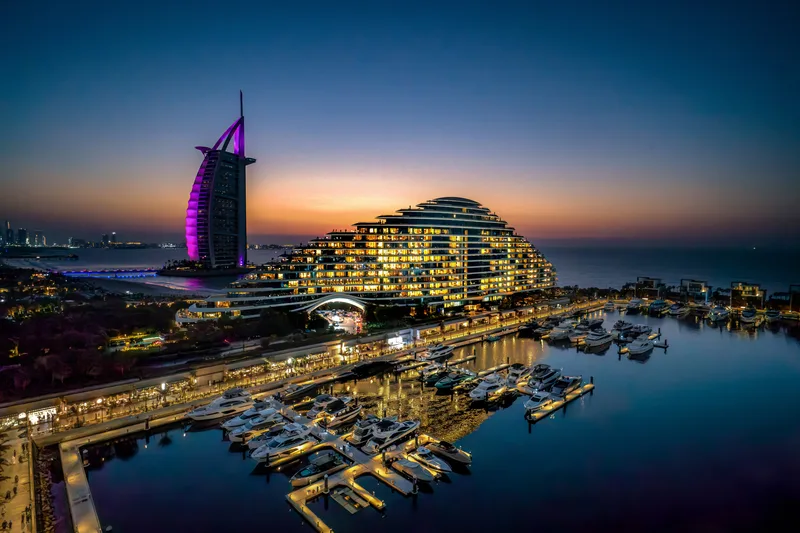 마르사 알 아랍 마리나 (Marsa Al Arab Marina) 여행 추천 - 로드트립 마르사 알 아랍 마리나 (Marsa Al Arab Marina) 여행 추천 - 로드트립