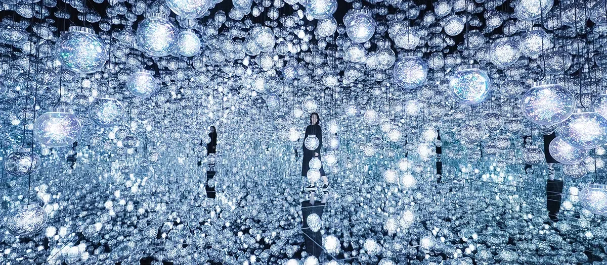 teamLab Borderless: MORI Building DIGITAL ART MUSEUM 여행 추천 - 메고지고