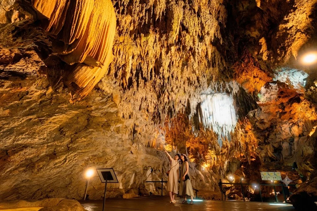 CAVE OKINAWA 부담없이 즐길 수 있는 신비의 종유동! 여행 추천 - 메고지고