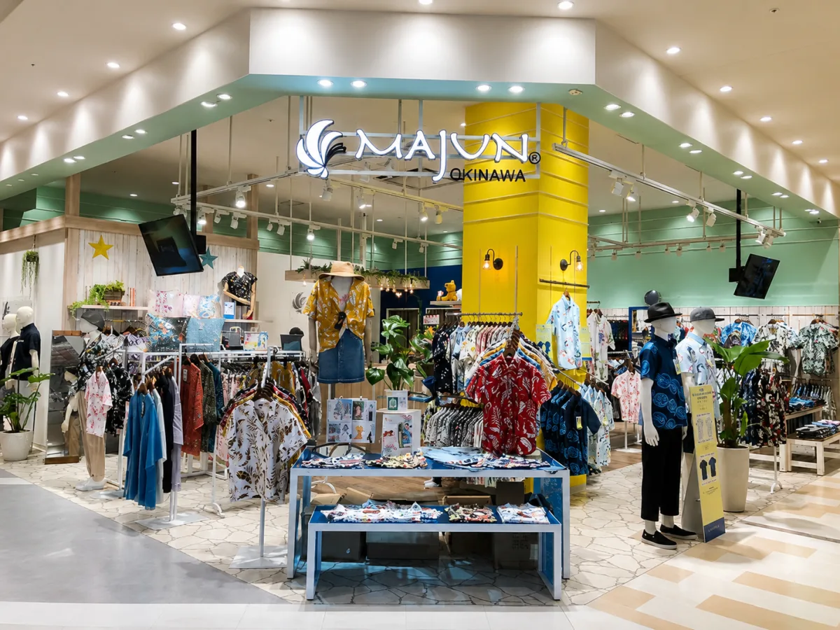 MAJUN OKINAWA 이어스 오키나와 토요사키점 여행 추천 - 메고지고
