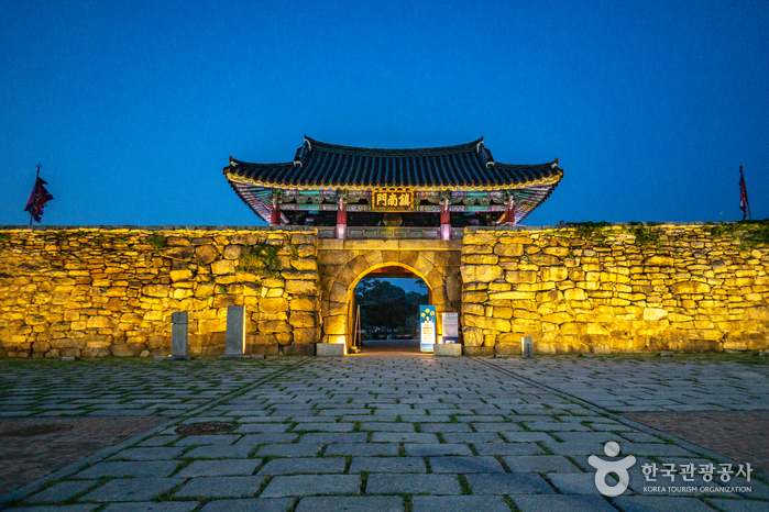 서산 해미읍성 여행 추천 - 메고지고 서산 해미읍성 여행 추천 - 메고지고